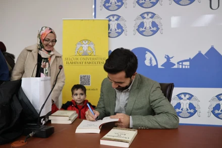 Kur’an ve Oryantalizm Konulu Program Fakültemizde Gerçekleştirildi